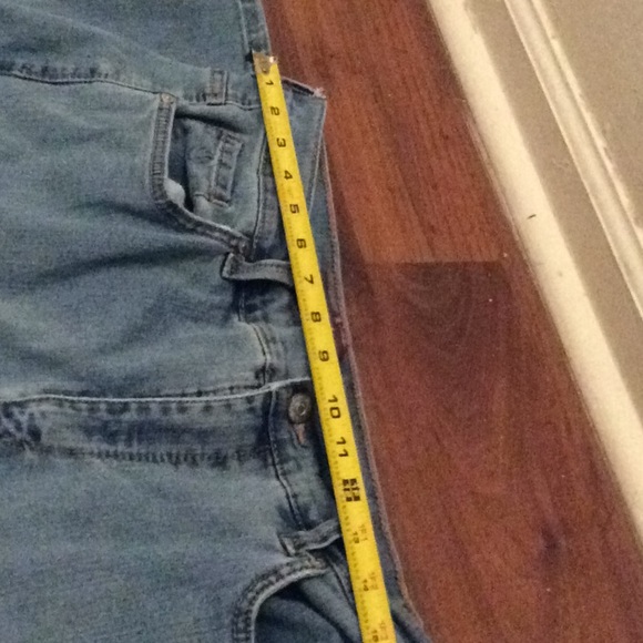 Amanda - Picture 3 of 8